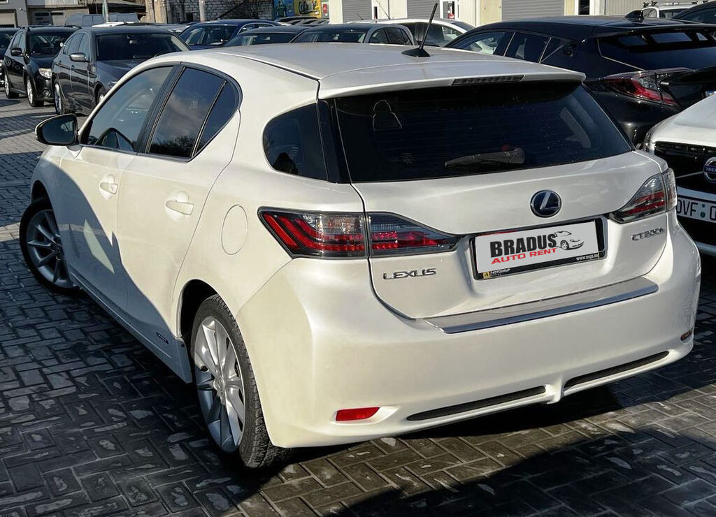 Lexus CT200