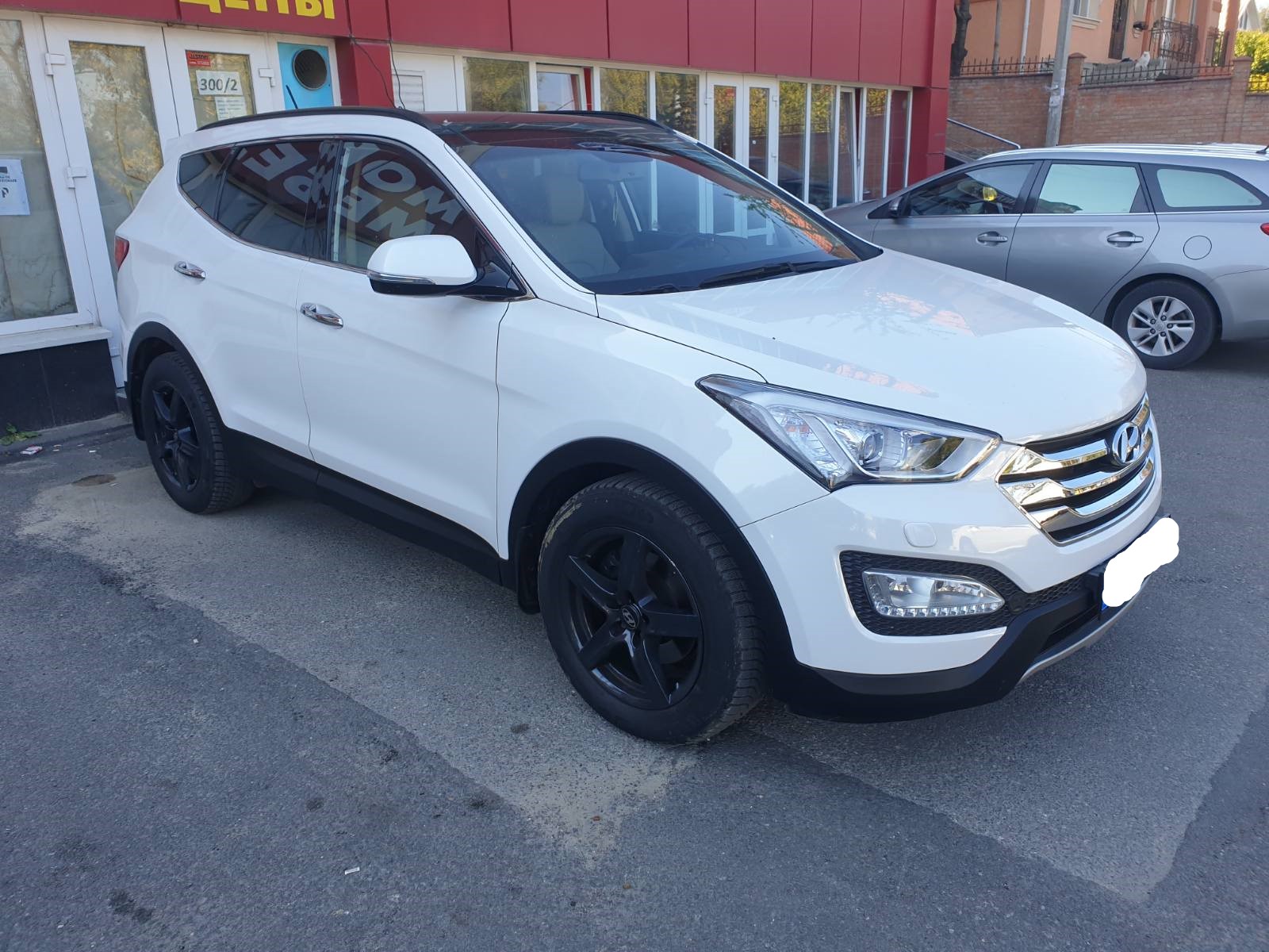 Аренда автомобилей Hyundai Santa Fe ✇ АРЕНДА АВТО Bradus